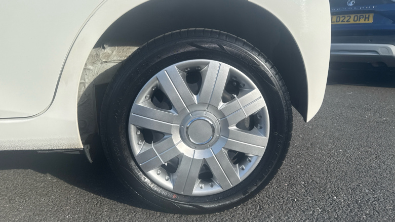 Toyota Aygo 1.0 VVT-i X-Play 5dr Petrol Hatchback